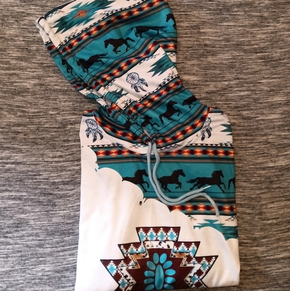 Boho Horse Equestrian Print Southwest Aztec Print Hoodie Sweatshirt Size XL - Picture 1 of 14